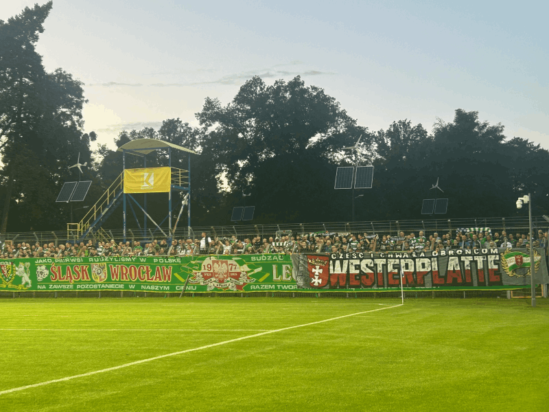 GDZIEKOLWIEK LECHIA BĘDZIE GRAĆ... - kibice Lechii w Kluczborku [WIDEO]